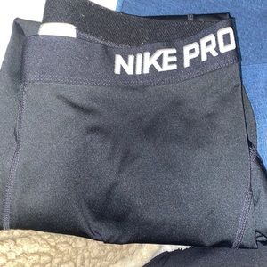 Nike Pro Cropped leggings